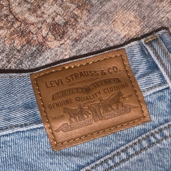 LEVIS JEANS - Picture 3 of 4